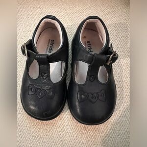 Toddler navy Stride Rite Emily T-Strap US 4W